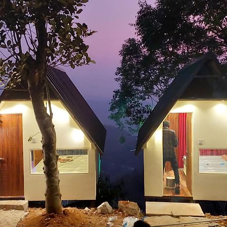 Rock Campers Hotel And Resort Chillithodu Esterno foto
