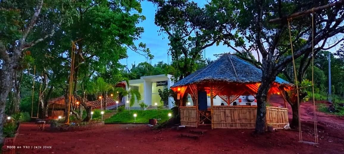Rock Campers Hotel And Resort Chillithodu Esterno foto