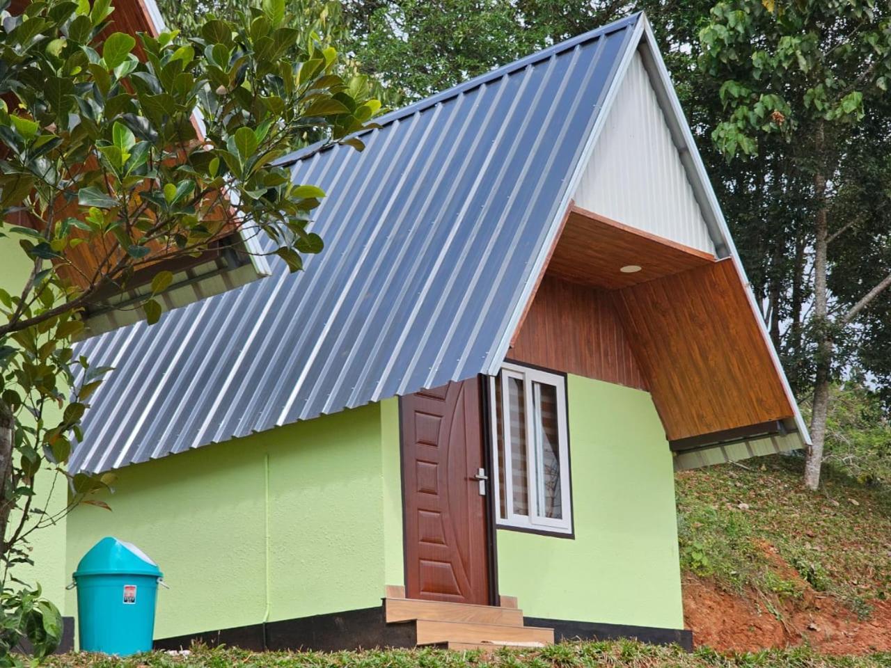 Rock Campers Hotel And Resort Chillithodu Esterno foto